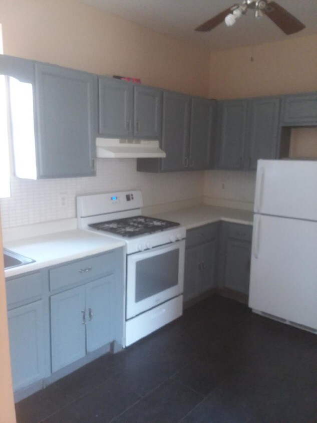 Kitchen - 6 1st St