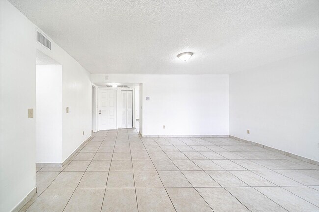 Building Photo - 1000 Constitution Dr