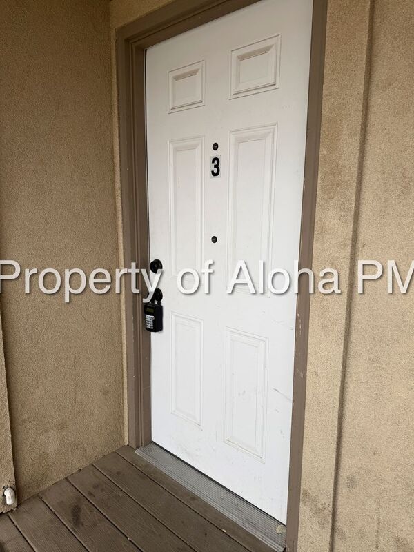 Foto del edificio - 1049 W Pine Ave