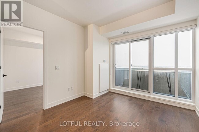 Photo du bâtiment - 560-1560 Rideau St