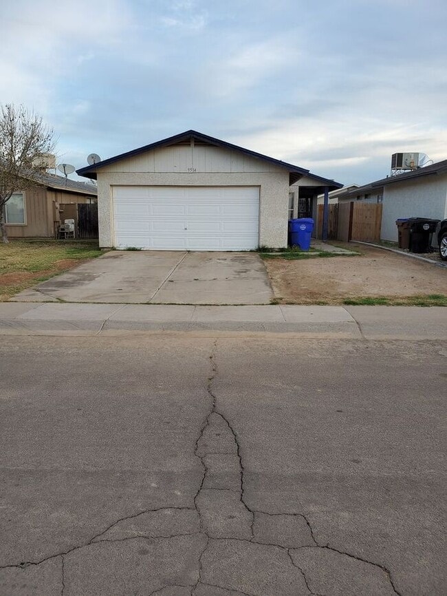 Building Photo - COMING SOON! Adorable 3 Bed 2 Bath in Toll...