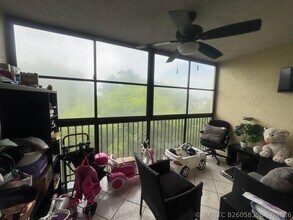 Building Photo - 6575 W Oakland Park Blvd