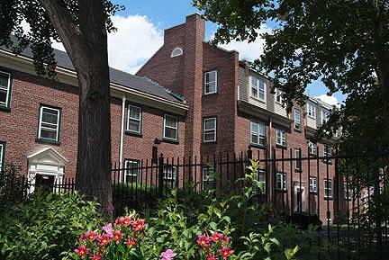 Foto del edificio - 733 Melon Pl