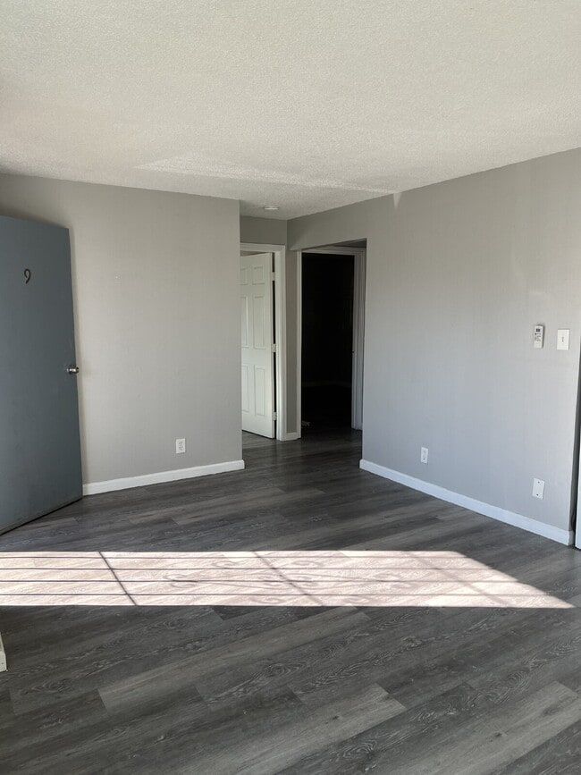 Building Photo - 782 Music Ave