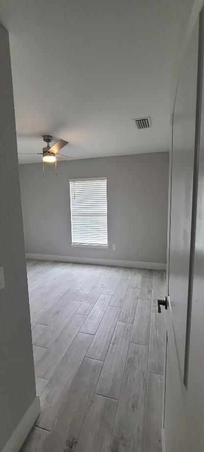 Foto del edificio - 2022 NE 25th Terrace