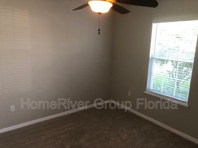 Building Photo - 1562 Tamarind Rd