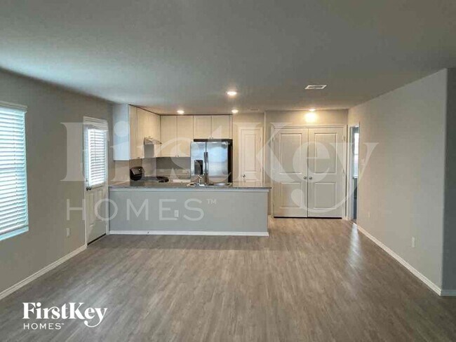 Building Photo - 10707 Giacconi Dr