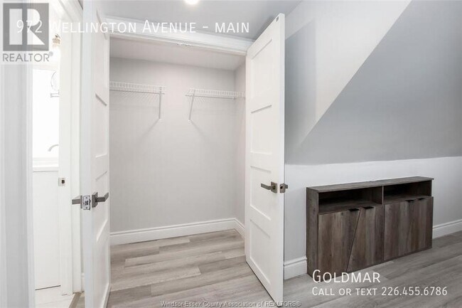 Photo du bâtiment - Gorgeous 3 Bedroom 2 Bathroom Home - ALL INCLUSIVE