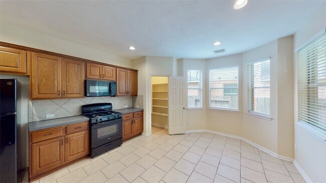 Building Photo - 14527 Eastern Redbud Ln