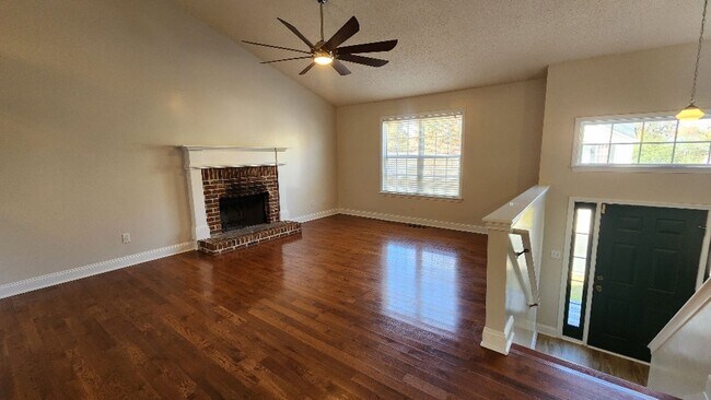 Foto del edificio - 56 Trillium Trail NE