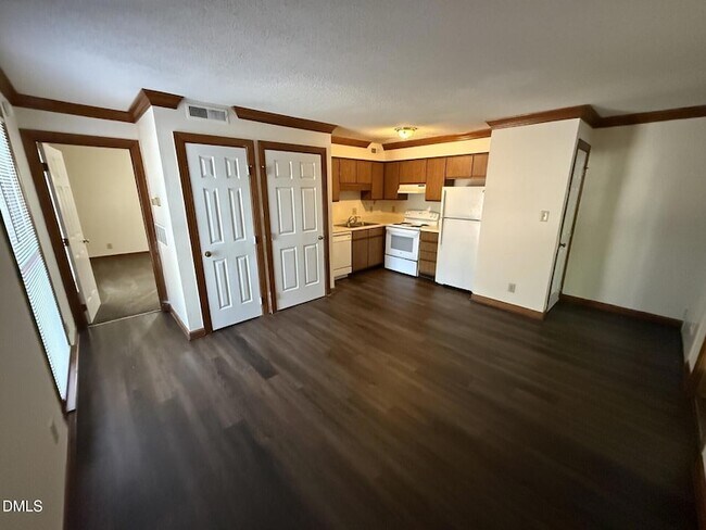 Foto del edificio - 3525 Ivy Commons Dr