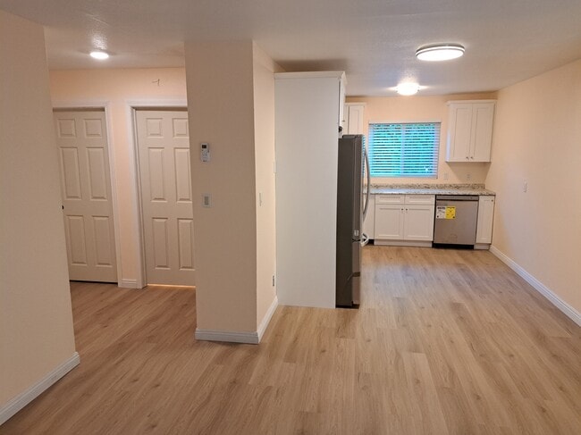Foto del edificio - 35049 Cedar Ave