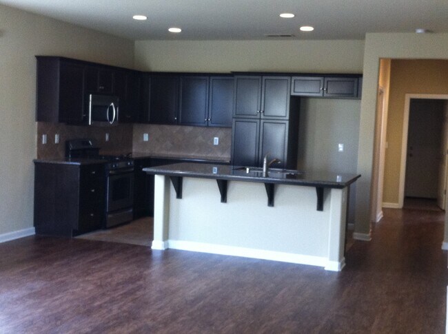 Foto del edificio - Great Harlan Ranch Home! Don't miss out!