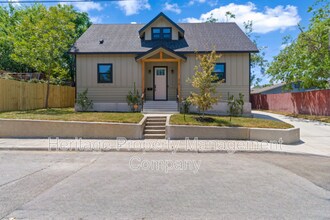 Building Photo - 315 Tilden St