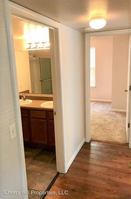 Building Photo - 4 br, 2 bath Room For Rent - 937 Mississippi