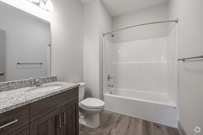 3BR, 2BA - 1,315SF - The Sleeping Bear - Bathroom - Mona Shores Flats