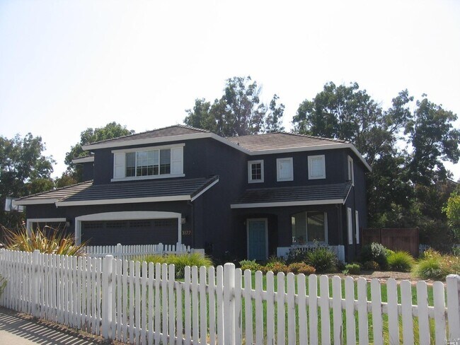 Building Photo - 3177 Stallings Dr