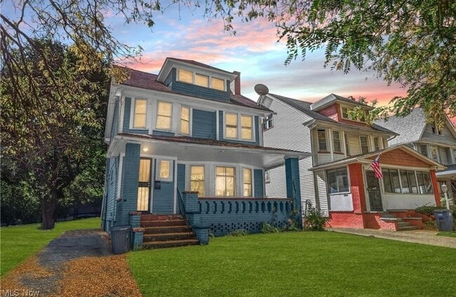 Foto del edificio - 10100 Yale Ave