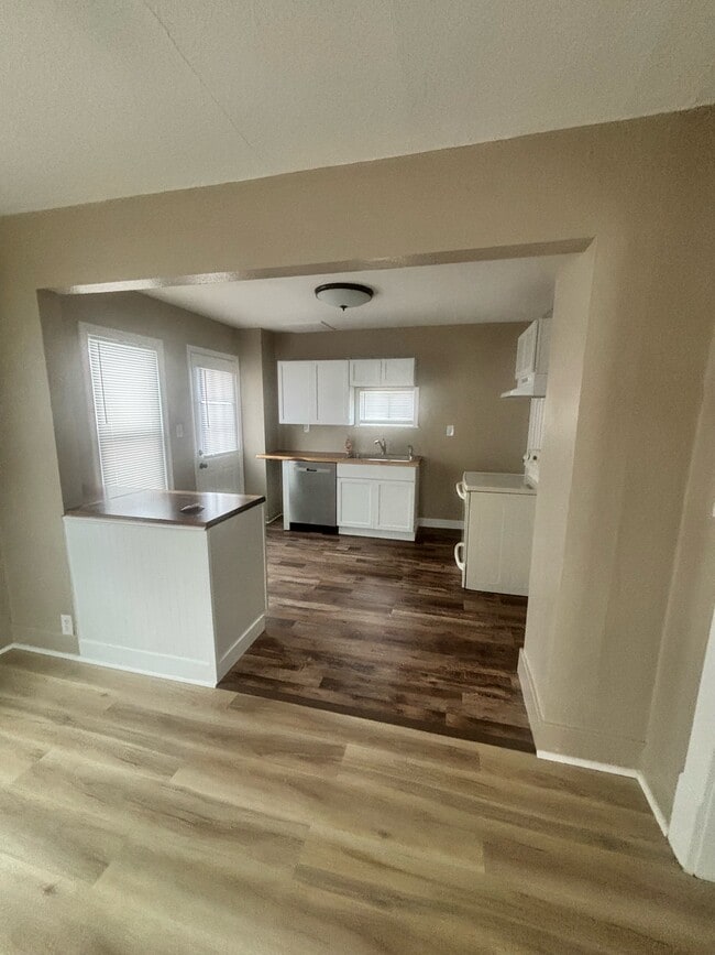 Foto del edificio - 352 Springfield Ave