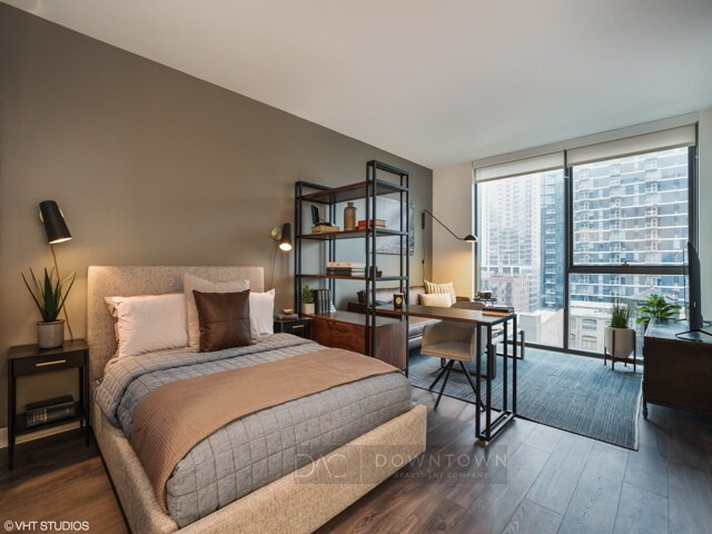 Foto principal - 355 W Hubbard St