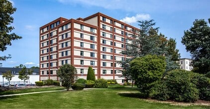 Building Photo - 54 Haverhill St