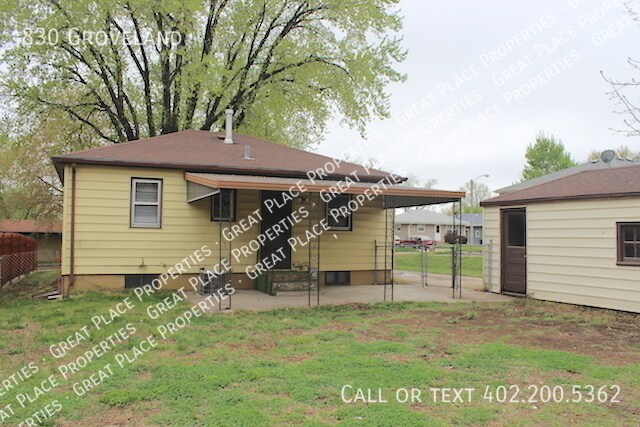 Building Photo - 830 Groveland-