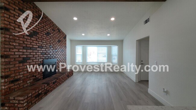 Building Photo - 3 Bed, 2 Bath Spring Valley Lake Pool Home!!!