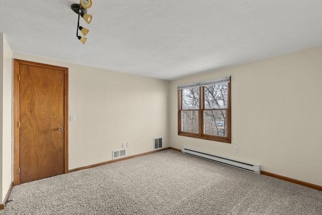 Building Photo - 7 Atlantic Ave