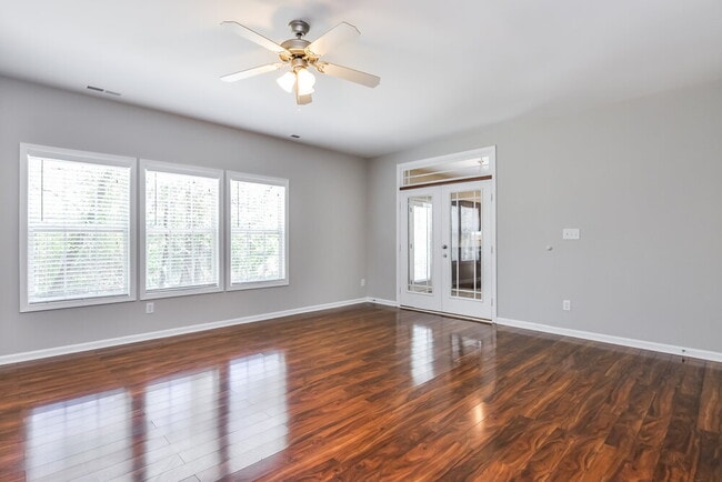 Building Photo - 1233 Braemar Highland Dr