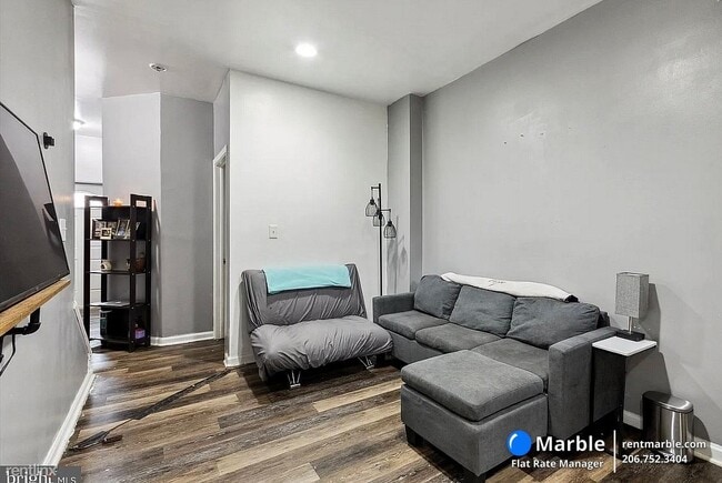 Building Photo - 4 br, 2.5 bath House - 2253 N Bouvier St