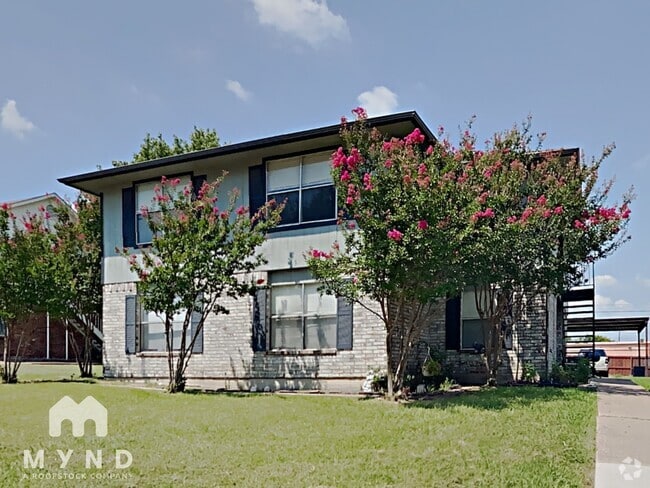 Building Photo - 5515 Brookview Ct