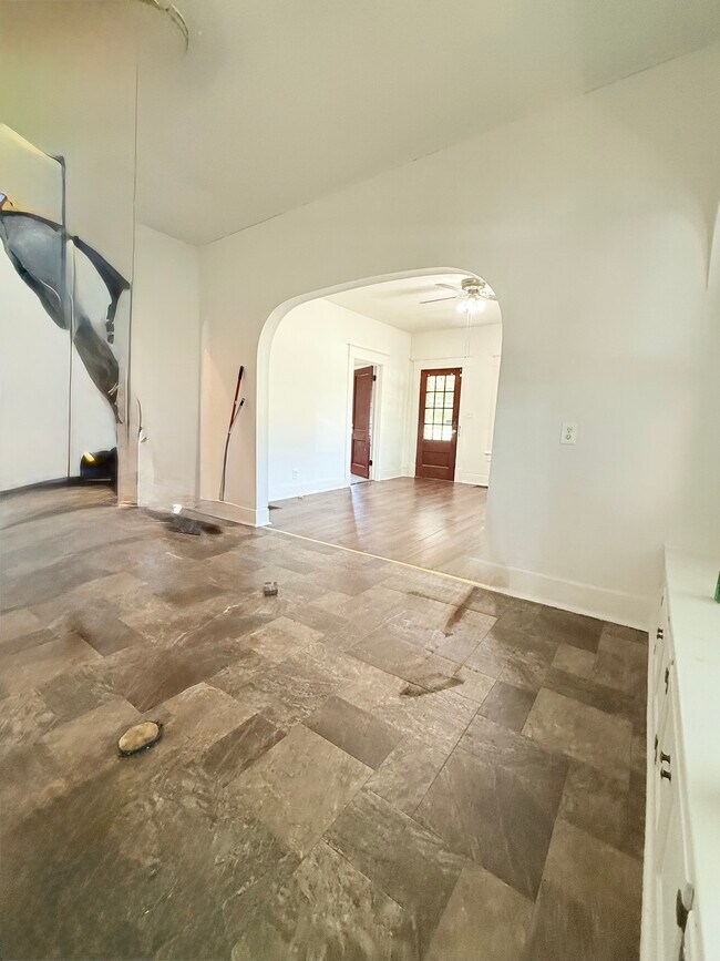 Foto del edificio - 4689 N Lafayette St
