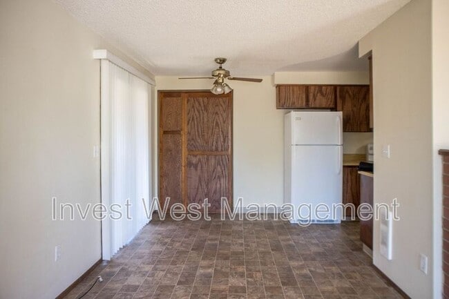 Foto del edificio - 410 NE 105th St