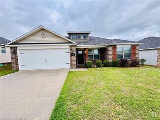 Building Photo - 204 Legacy Dr
