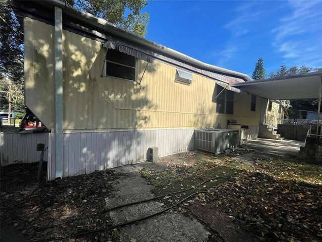 Foto del edificio - 15756 Trigonia St