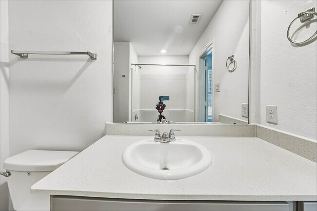 Building Photo - 22259 Stoney Ravine Dr