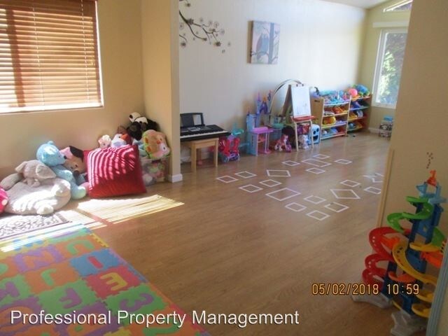 Foto del edificio - 4 br, 2 bath House - 124 Oriole Court