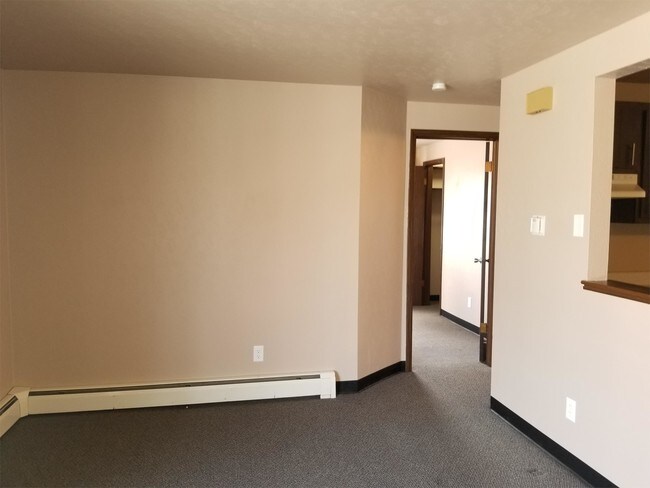 Building Photo - 535 Spinnaker Ln
