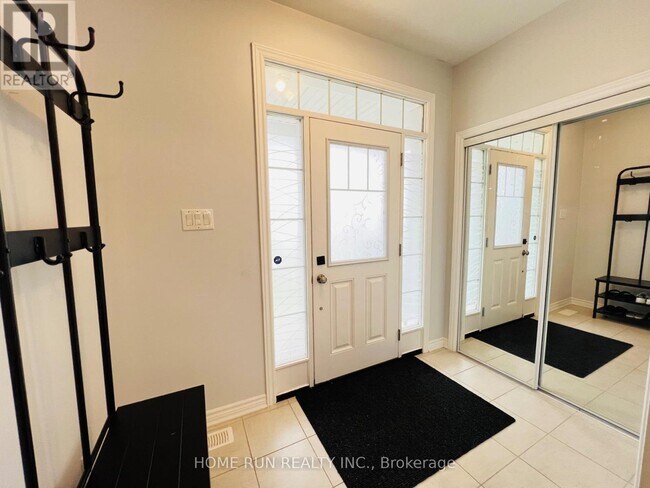 Building Photo - 205 Brassy Minnow Cres