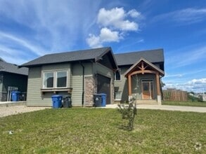 Building Photo - 8204-8288 88 Ave
