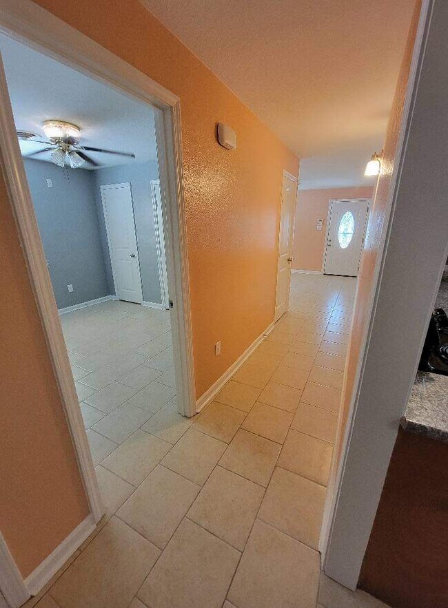 Foto del edificio - 4545 Evangeline St