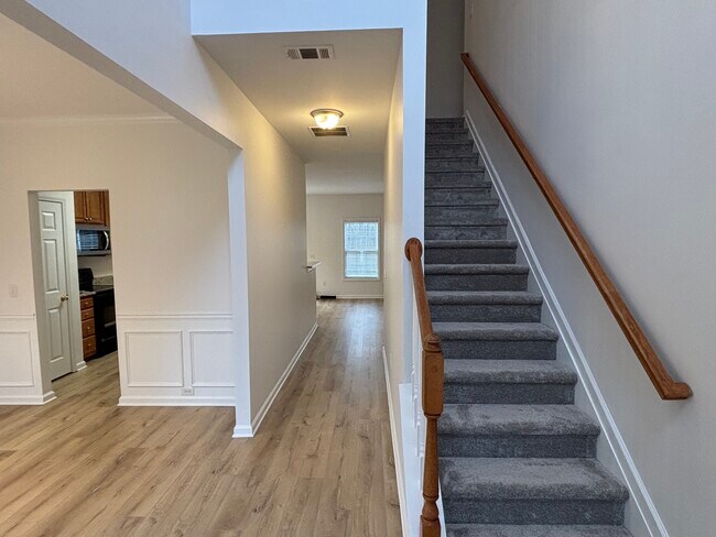 Foto del edificio - 27 Farm Brook Way