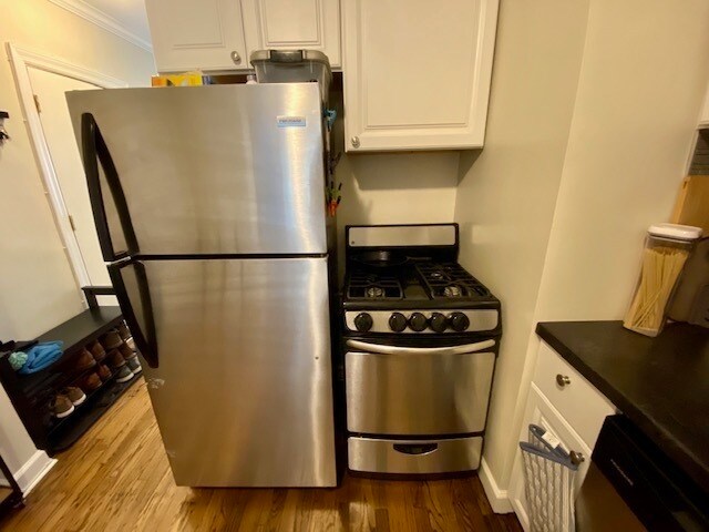 Foto del edificio - 2151 N Fremont St