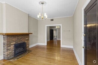 Building Photo - 1109 E Genesee St