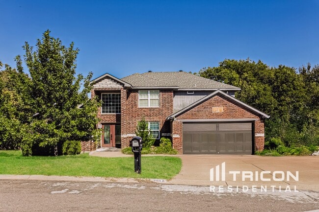 Building Photo - 7512 Skylake Ct