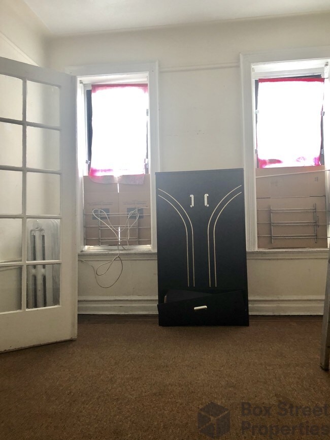 Foto del edificio - 36 E 51st St