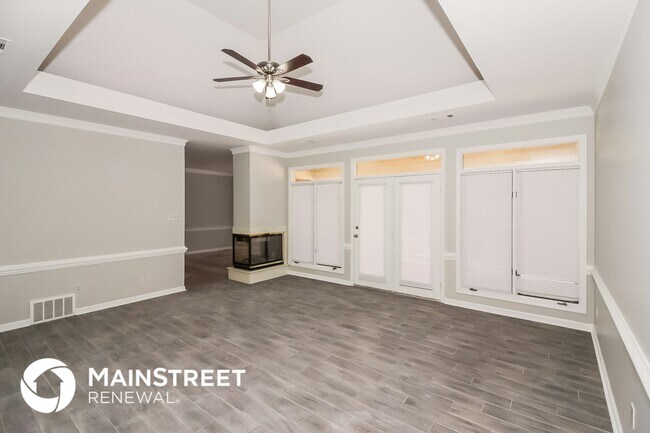 Building Photo - 4237 Monterey Dr