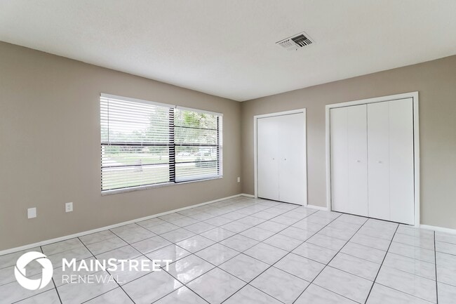 Building Photo - 4211 Montano Ave