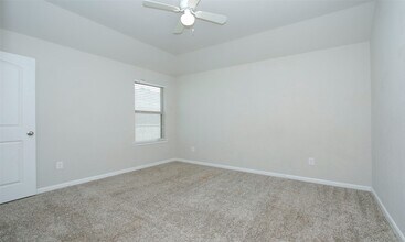 Building Photo - 14120 Sand Ridge Ct