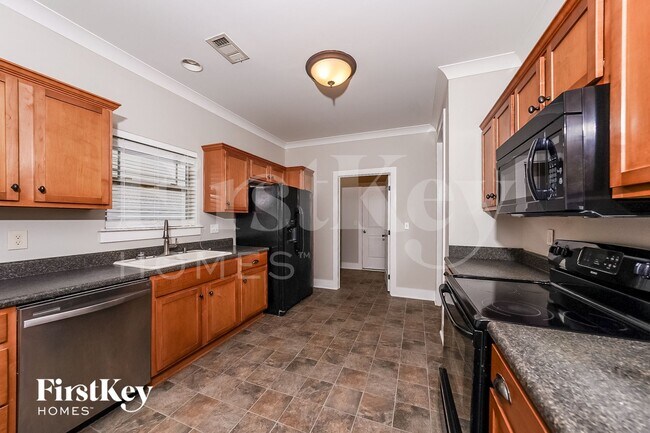 Foto del edificio - 2044 Highview Way